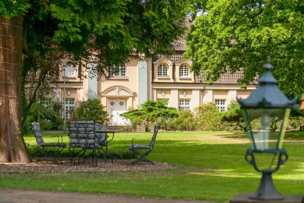 Apartment Gaestehaus Schloss Bothmer Schwarmstedt Buitenkant foto