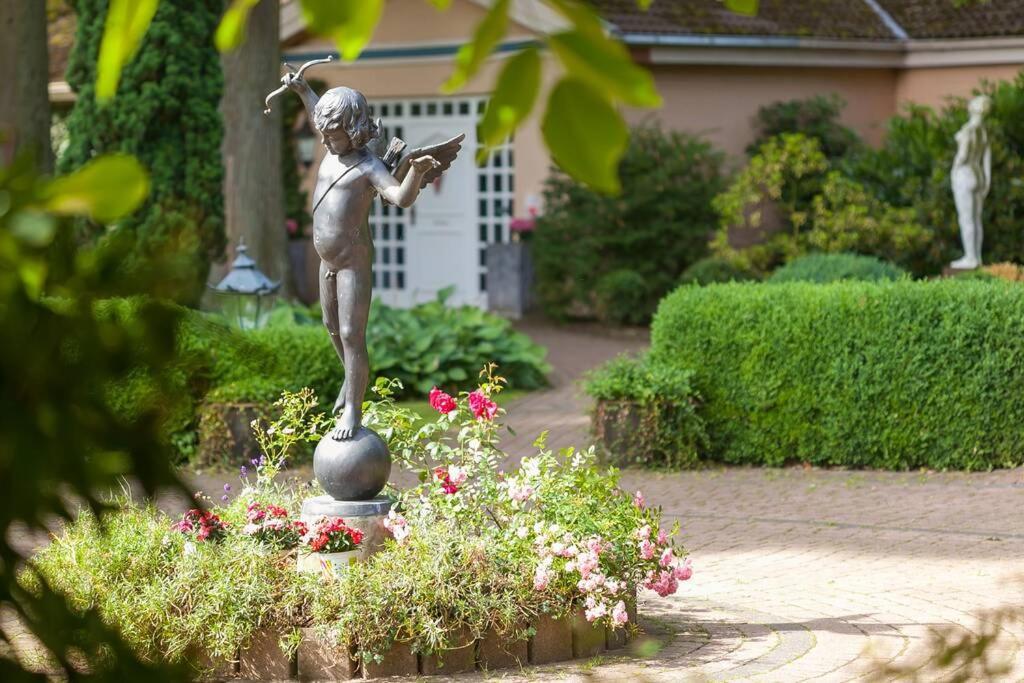 Apartment Gaestehaus Schloss Bothmer Schwarmstedt Buitenkant foto