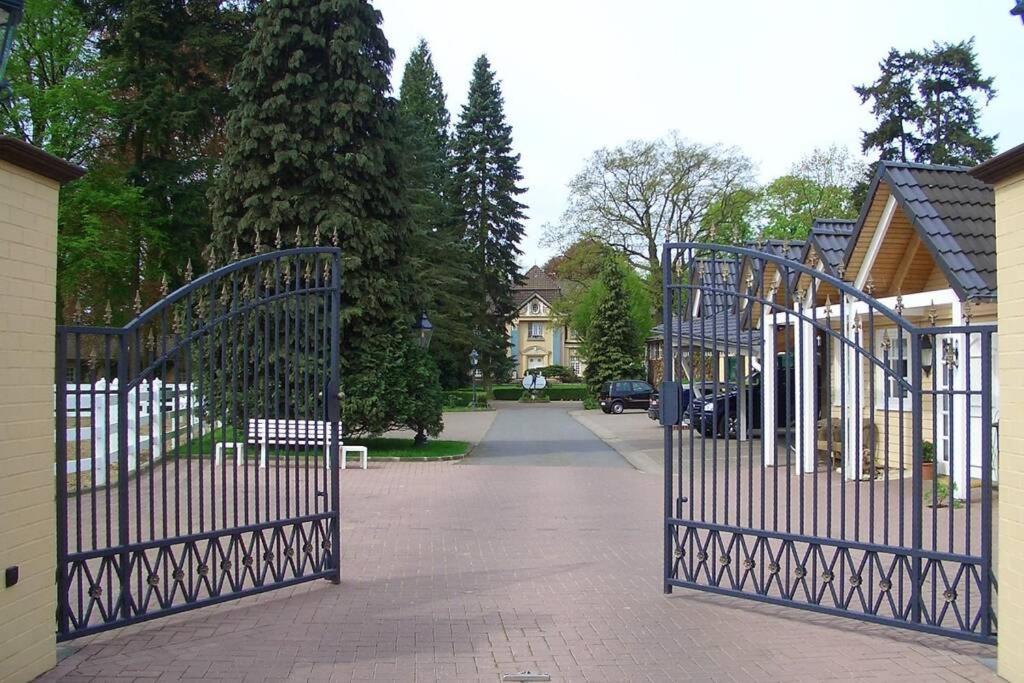 Apartment Gaestehaus Schloss Bothmer Schwarmstedt Buitenkant foto